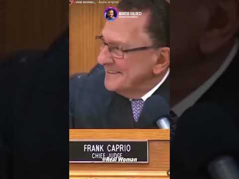 Juiz pergunta se seu esposo é culpado #Deus #marciovaldeci #shorts #juiz #motivação #engraçado