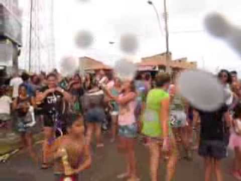 banho espuma no carnaval 2014
