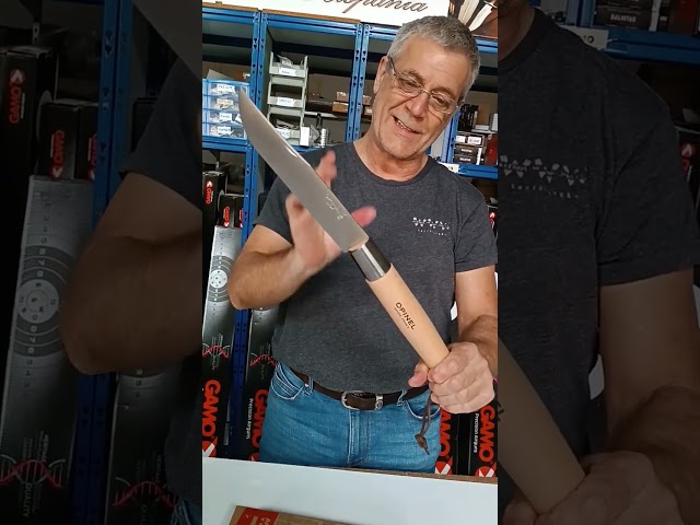 Vídeo relacionado con Parabellum MARTINS Navaja hoja 8cm acero 420 mango madera grabada con motivo jabali