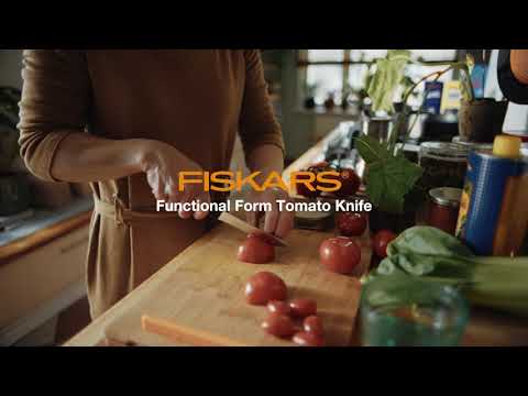 Fiskars Functional Form peilis pomidorams video