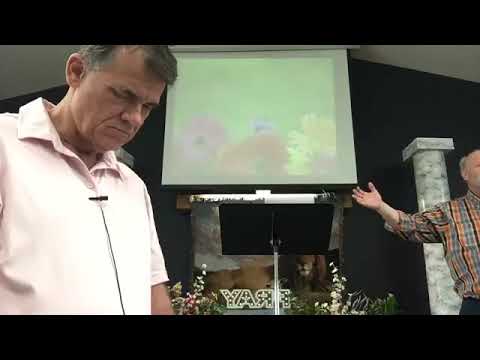 21 0516 4 Hebrew benediction DW