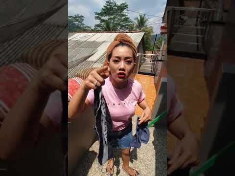 Wong Lanang Doyan Karaokean ( Susi Ngapak Kemrawak )