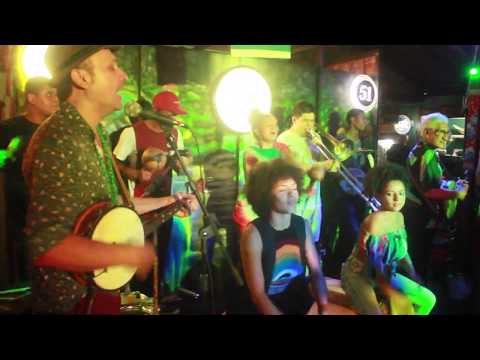 Banjo Loko - 4 anos Apoena  - Barreira do Mar