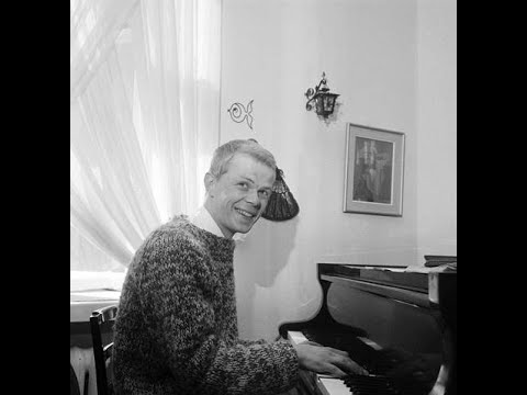 Mene Nyt Kertomaan Hänelle, Että Rakastat Vain Minua ~ Lasse Mårtenson