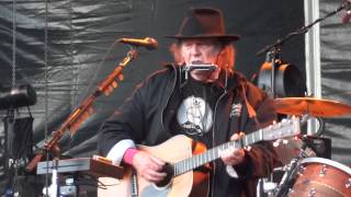 Neil Young - Blowin&#39; in the Wind Live at RDS Dublin Ireland 2013