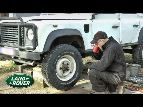 LAND ROVER 110 Front Axle Repair | half shaft broke when stuck in snow