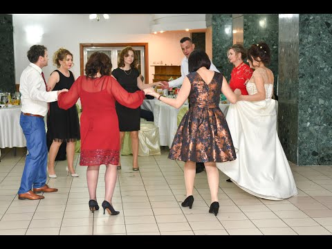 13 Hora frumoasa nunta