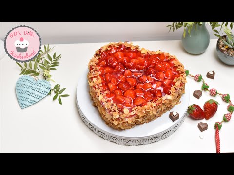Classic strawberry cake – just like from a pastry chef – today in a heart shape for Mother's Day ...