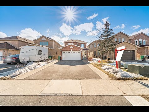 For Sale - 224 Kingknoll Drive, Brampton, ON L6Y 4X4