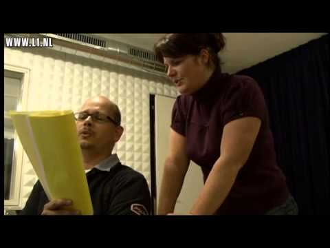 W-Dreej 5-delige serie 'Kôm 's kiéke beej ôs' 2012 Deel 2