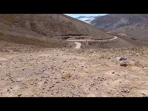 Parada a los 4000msnm pasamos de jujuy a salta camino a Iruya 