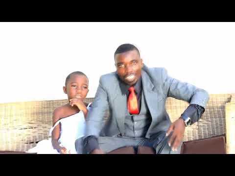 George Mwase, Pang,onopang,ono video produced by Pulikani Mzee,2017 production, Zakeyo album.