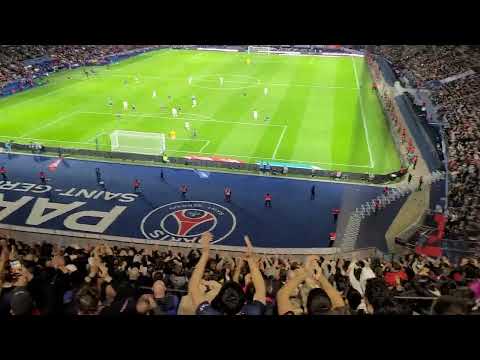 Ambiance tribune Boulogne - PSG Rennes - 3 avril 2024.