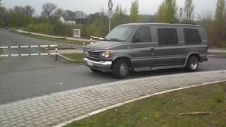 Ford E150 Econoline V8 NeoJay