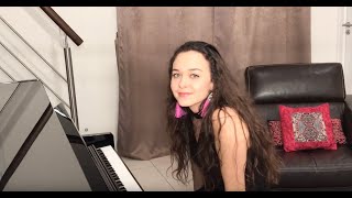 I Kissed A Girl - Lisa LAURENT (Cover)