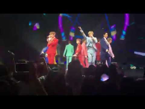 Pretty U - Seventeen, Diamond Edge in Chicago