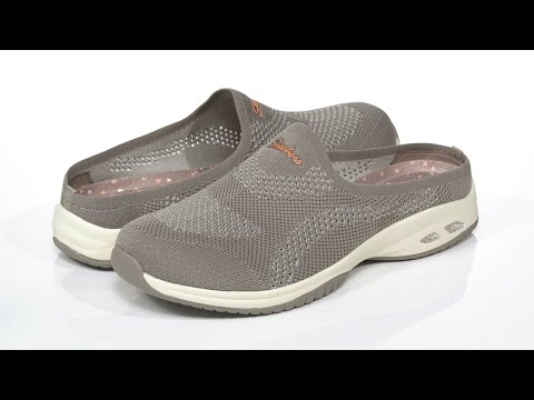 SKECHERS Commute Time - In Knit to Win SKU: 9494045