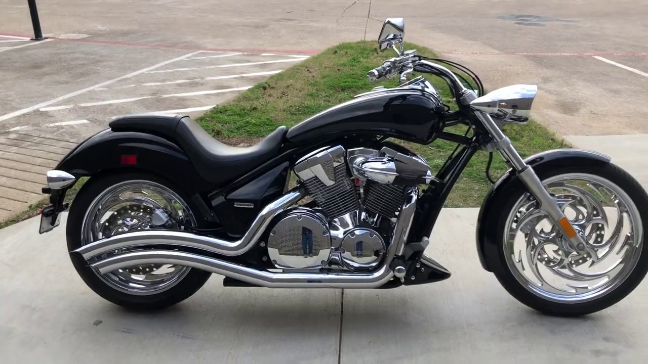 Honda vt1300cs sabre