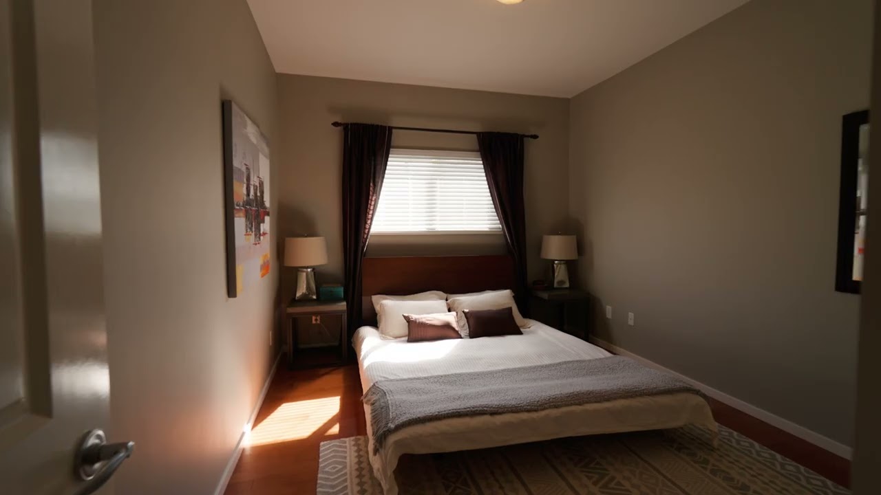 YouTube thumbnail preview for the video titled Real Estate Film 05