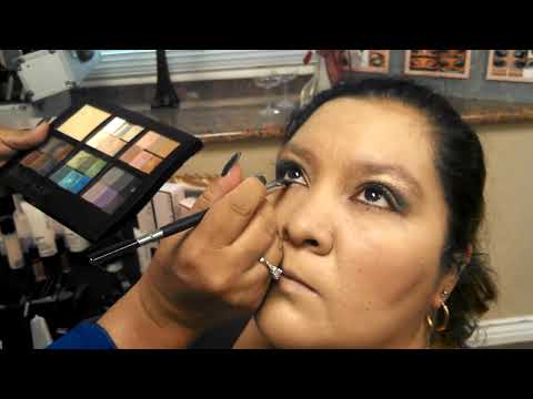 download lagu mp3 mp4 Maquillaje Personalizado, download lagu Maquillaje Personalizado gratis, unduh video klip Maquillaje Personalizado