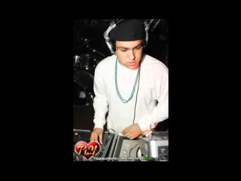 Cratesz - Shotgun (Deorro Remix) Formally known as TON!C, OUT July 20th 2012 ON PANDAFUNK!