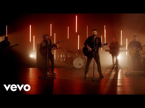 Chris Young, Mitchell Tenpenny - At the End of a Bar (From The Kelly Clarkson Show)