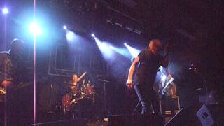 THE NEW CHRISTS "No way on earth"(june 2006 at Beauvais, France) )