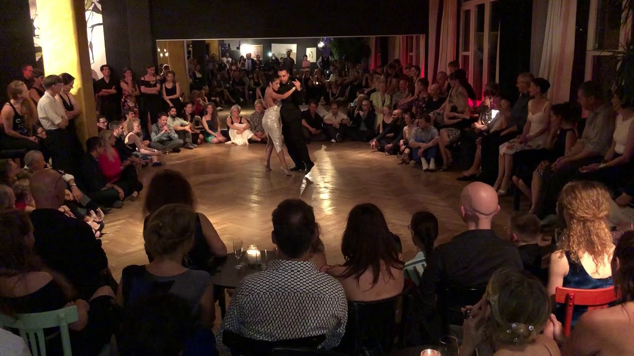 Clarisa Aragon & Jonathan Saavedra dancing Vals at tangoloft International Milonga Weekend Stuttgart
