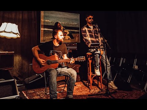 Marcin Januszkiewicz - Walking on the moon  LIVE (The Police cover)