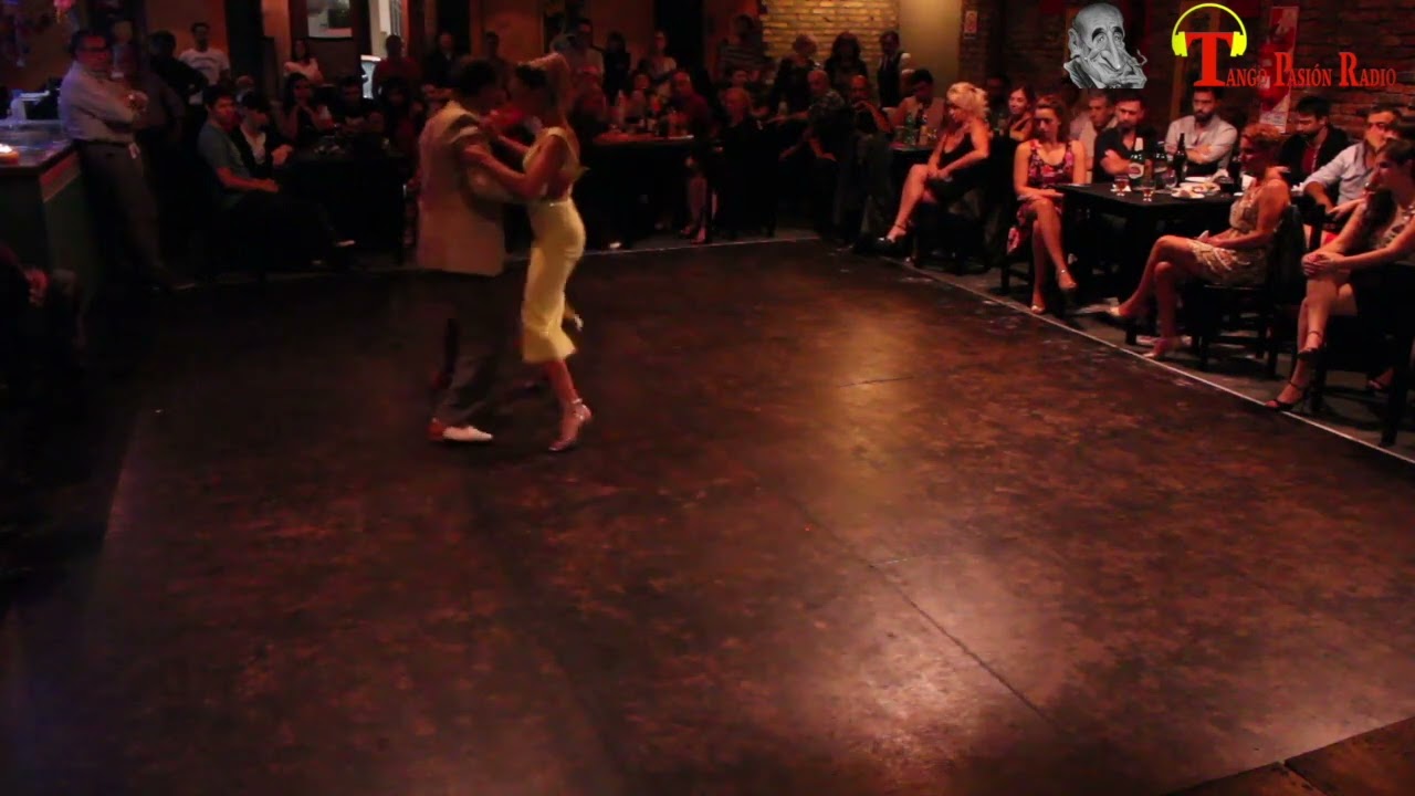 Video thumbnail for EL RESERO Juan D'Arienzo Ballano: Delfina Pissani - Diego Martin Valero