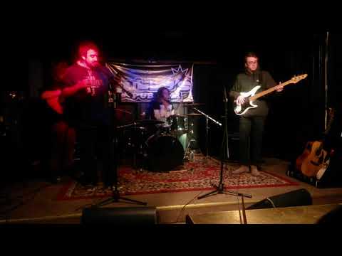 Jam @ Sully's Sunday Electric open mic 11/12/17