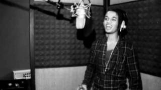 Bài hát What About Love (Feat. JLS) - Nghệ sĩ trình bày Lemar