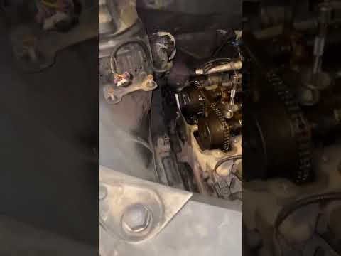 Timing chain find top dead center using an extender