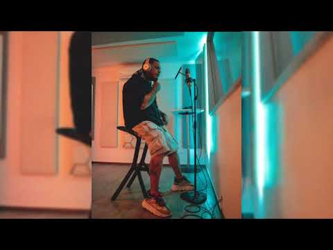 @Polakan  Ft. Jenny - Violento