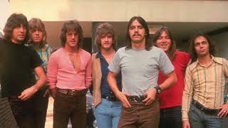 Chicago - Peter Cetera Sings Lead on "Saturday in the Park" (public debut!) (1971)