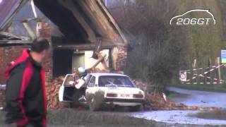 preview picture of video 'voiture de rallye sort de la route et explose dans une maison'