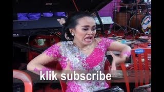 Download lagu ENAK SUSUNYA MAMA VERSI DJ DANGDUT KOPLO - Cs . ARJUNA MUSIC TERBARU 2019 mp3 Download lagu ENAK SUSUNYA MAMA VERSI DJ DANGDUT KOPLO - Cs . ARJUNA MUSIC TERBARU 2019 mp3