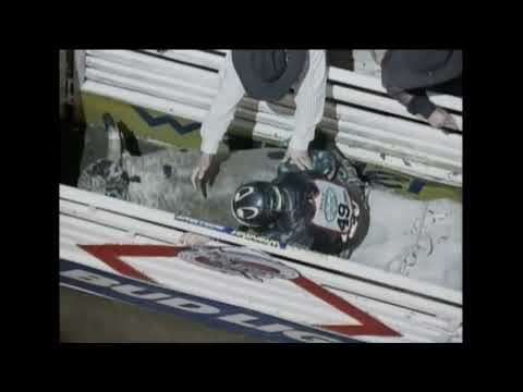 Rooster bucks Andre Moraes - 02 PBR Ft. Worth