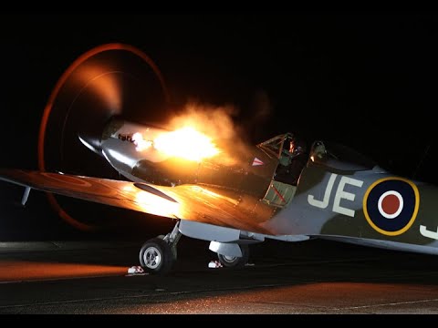 Spitfire Night Engine Run - WITH FLAMES