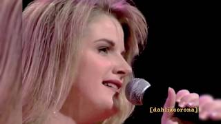 Trisha Yearwood — &quot;The Song Remembers When&quot; – Live | 1993