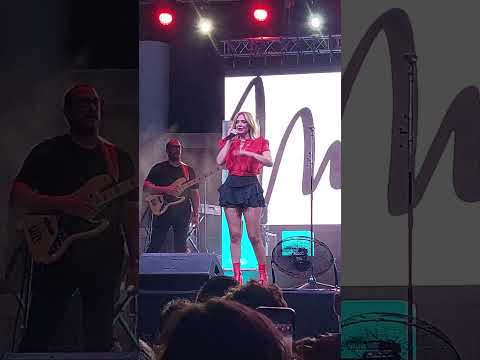 Merche Emocionada. Benalmádena 11.8.23