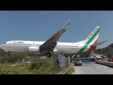 Skiathos: The island with the crazy airport