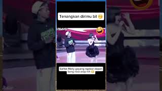 Download lagu Melly Lee does the 'drilling' dance in front of Reza Arap #leslar #lestikejora #lestibillar #feed... mp3