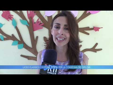 CROTONE: LICEO CLASSICO, FESTA PER LA CONSEGNA DEI DIPLOMI