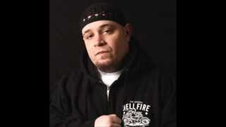 Vinnie Paz- Shadow Of The Guillotine (feat. Q-Unique)(God of the Serengeti)