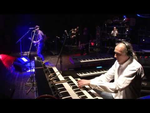 The Dark Side of the Moon performed by Pinkover (2013)