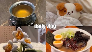 productive daily vlog 🍜☆⋆˚| notes, caffeine, late nights, and friends
