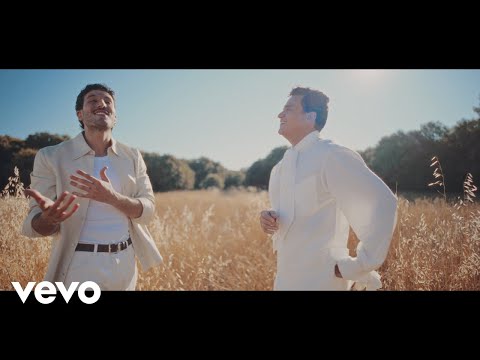 Silvestre Dangond, Sebastián Yatra - Una Vaina Bien (Official Video)