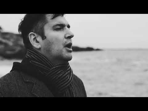 MANO JUODOJI SESUO   Rytoj (Kai tyla virs sakiniais)