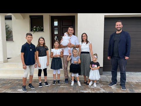 Blagoslovljen tek - Piletina u crvenom i bijelom umaku i čokoladni kolač obitelji Andročec